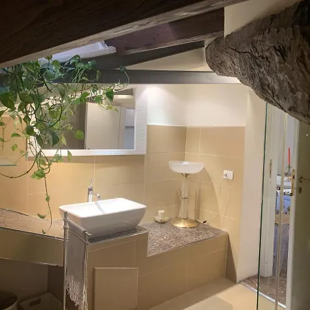 Mini Fontana Maggiore Feriested 2*