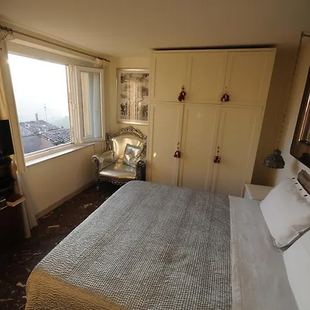 Mini Fontana Maggiore 2*