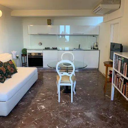 Mini Fontana Maggiore بيرودجا