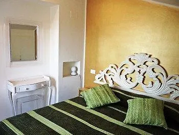 Resort Mini Fontana Maggiore 2*