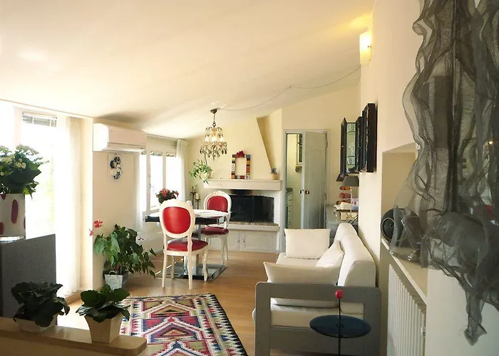 Mini Fontana Maggiore 2* بيرودجا